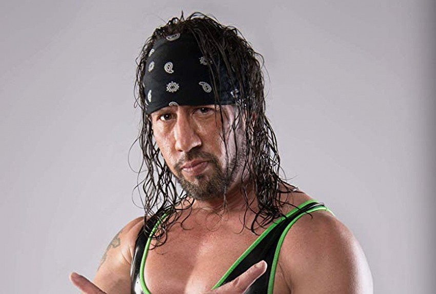 WWE Hall of Famer Sean "X-PAC" Waltman appeared on his X-PAC 1236...